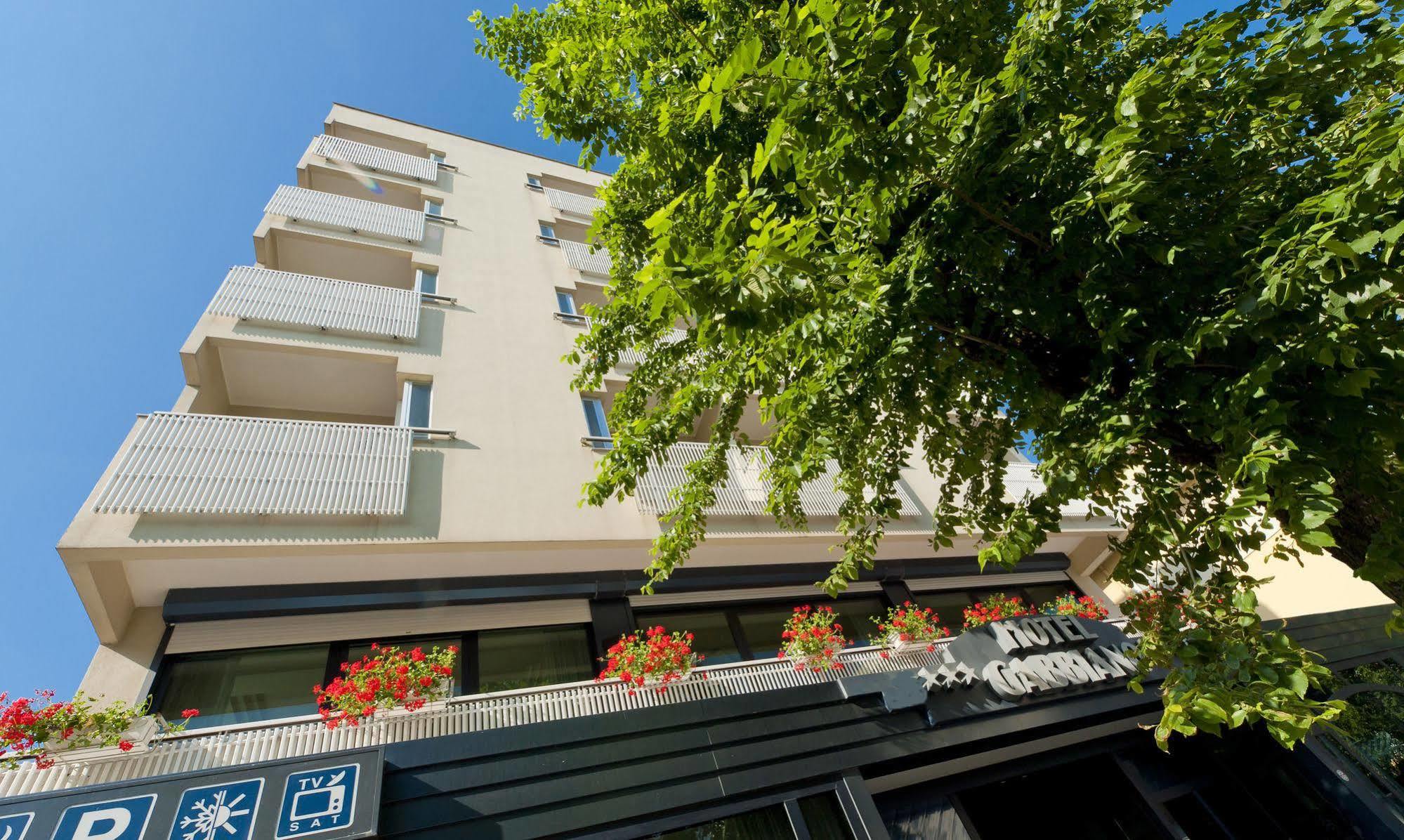 Hotel Gabbiano Κατόλικα Εξωτερικό φωτογραφία